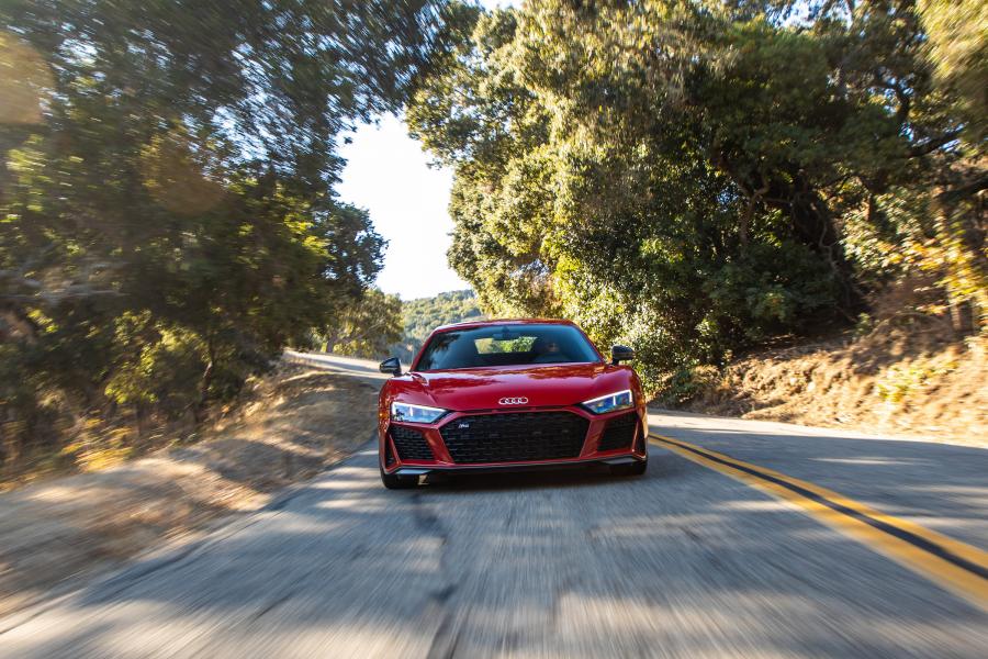  Audi R8 V10 Performance 2019 года  (NA) (фото 27 из 62)